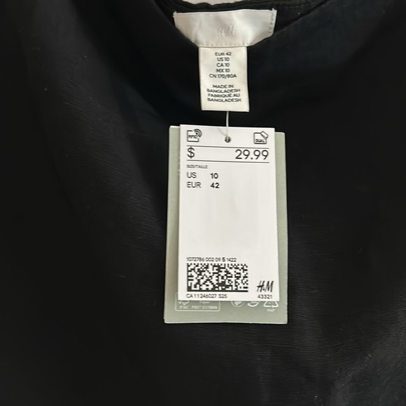 H&M black linen mini skirt with slit - Picture 5 of 5